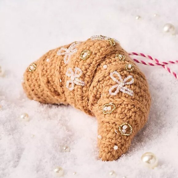 Anthropologie Other - 🥐 ANTHROPOLOGIE Croissant Crochet Ornament Snacks & Sips Christmas Food